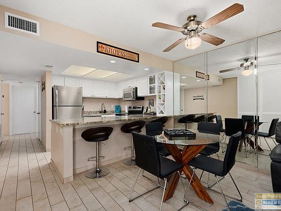 4th image of 112 Padre Blvd Unit 123