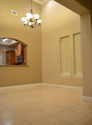 3rd image of 2917 Hondo Ave #29