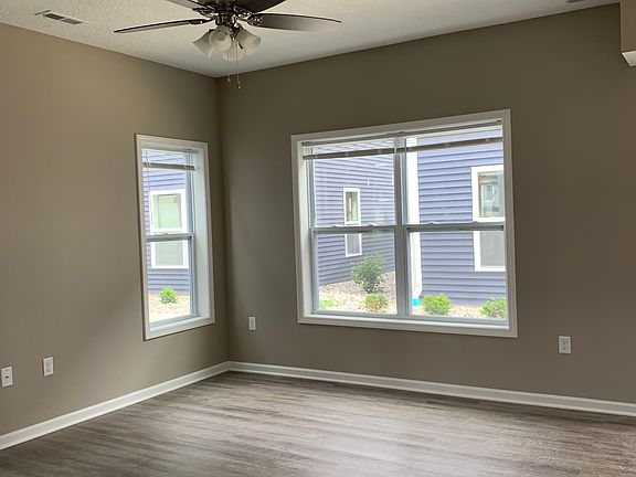 3rd image of 6708 Old Trail Rd #101