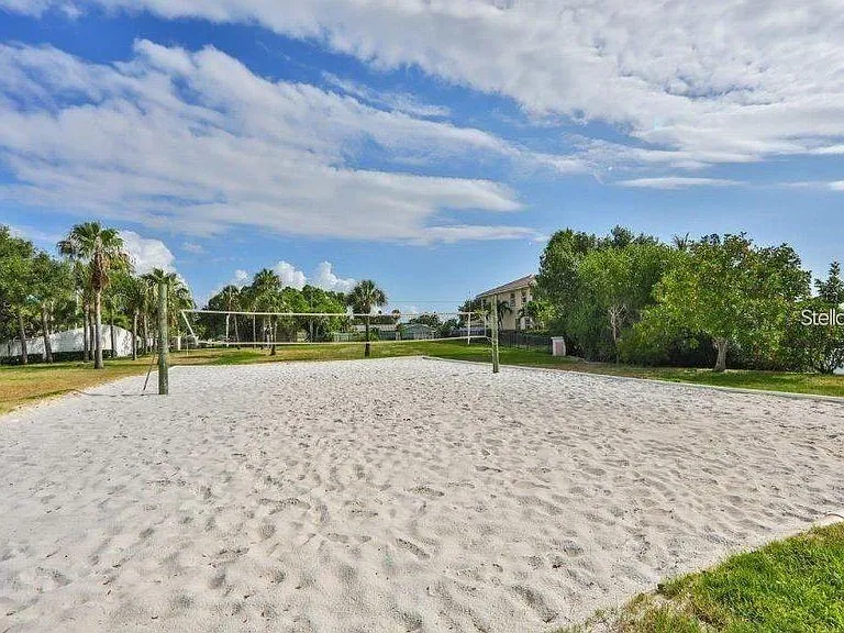 213 Seahorse Dr SE #B — Photo 96