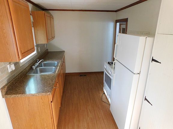 5th image of 410 N Warren St