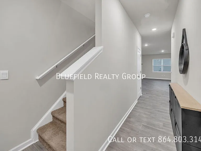1329 Wunder Way — Photo 10