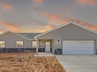 888 E Winchester Dr, Cedar City, UT 84721