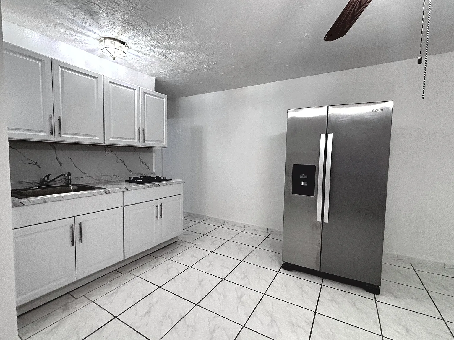 1 bed, 600 sqft, $1,900 — Photo 3