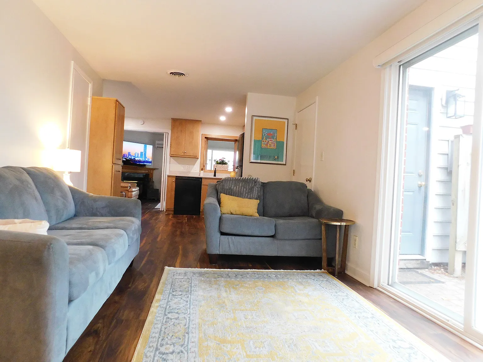 2 bed, 1.5 bath, 1146 sqft, $1,900 — Photo 4