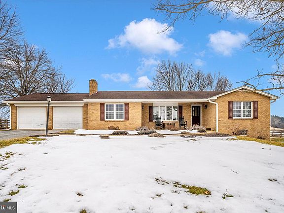 2nd image of 8415 Crum Rd