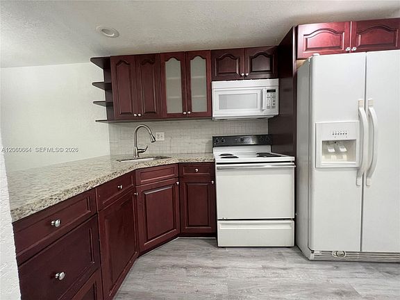 5th image of 1901 NW South River Dr APT 35C