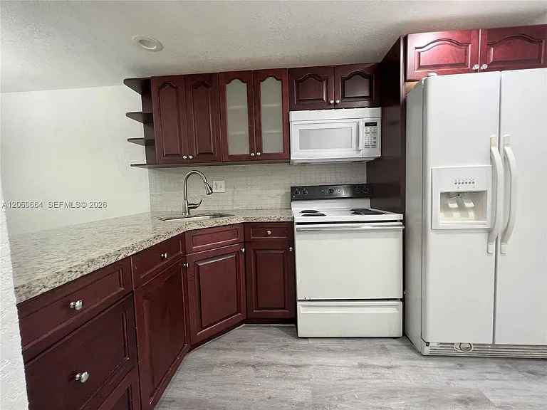 1901 NW South River Dr #35C — Photo 5