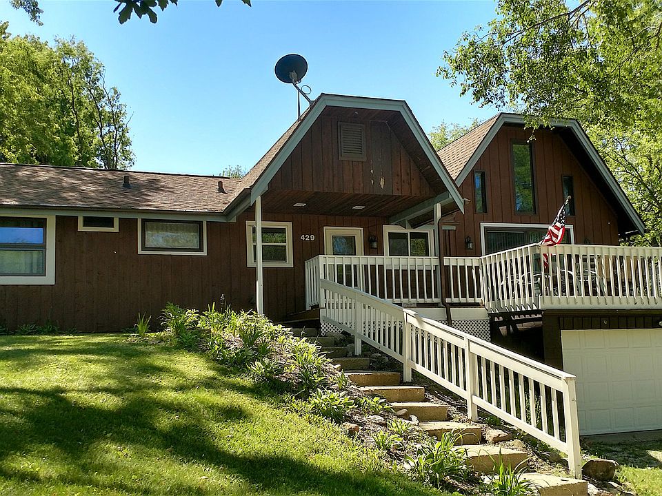 1st image of 429 Waubun Dr