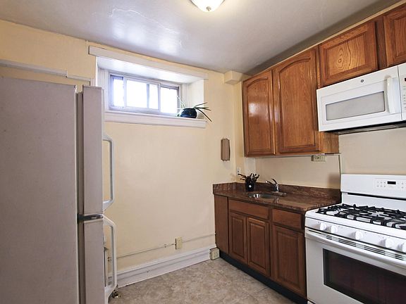 3rd image of 8422 Germantown Ave APT 2B