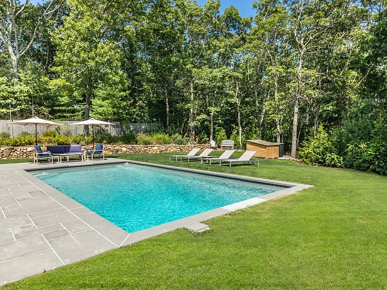 3 Oak Hill Ln — Photo 24