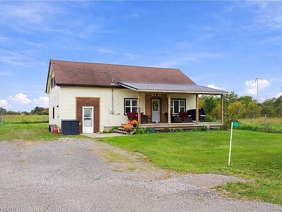2nd image of 736 Port Maitland Rd