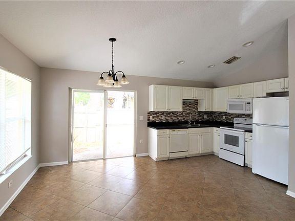 4th image of 5443 Altoona St Unit 5443