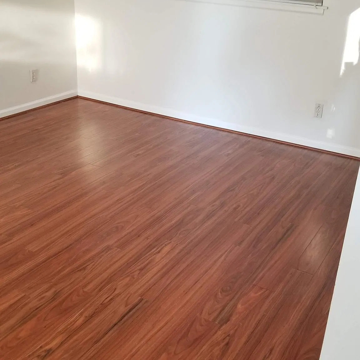 3 bed, 1200 sqft, $2,500 — Photo 2