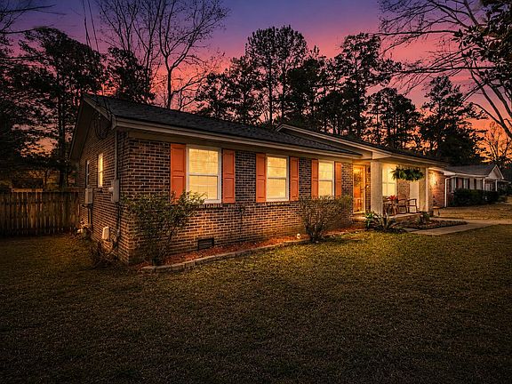 4th image of 411 Corey Blvd