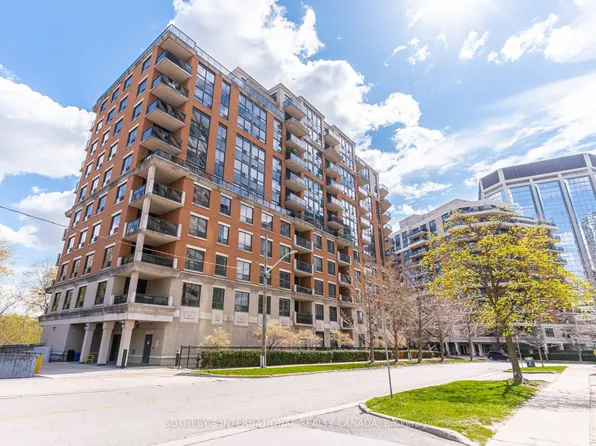 1 Lomond Dr #708, Toronto, ON M8X 2Z3