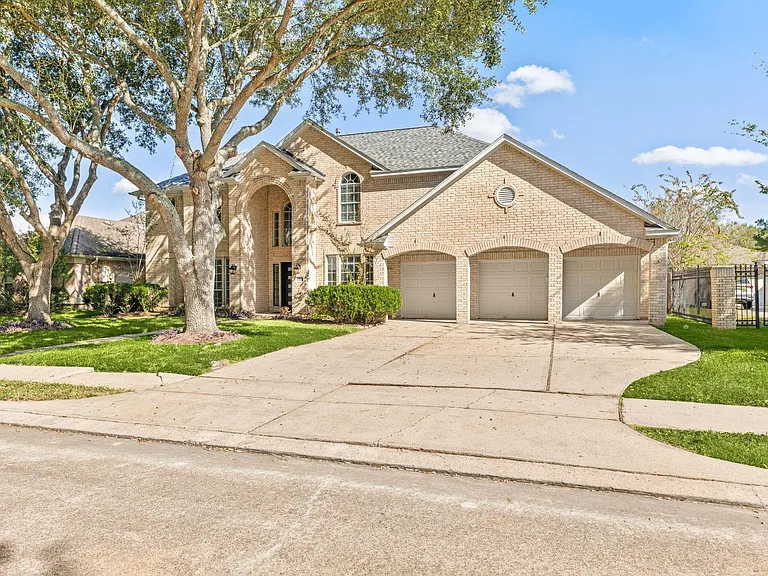 14910 Lake Woodbridge Ct — Photo 5