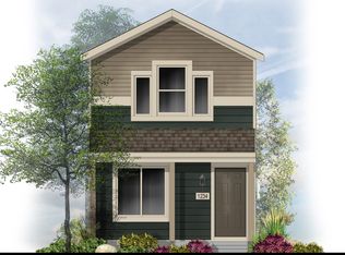 1122 Hummingbird Cir, Longmont, CO 80501