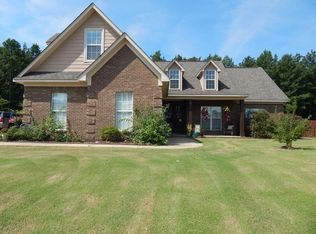 120 Taylor Cir, Taylor, MS 38673