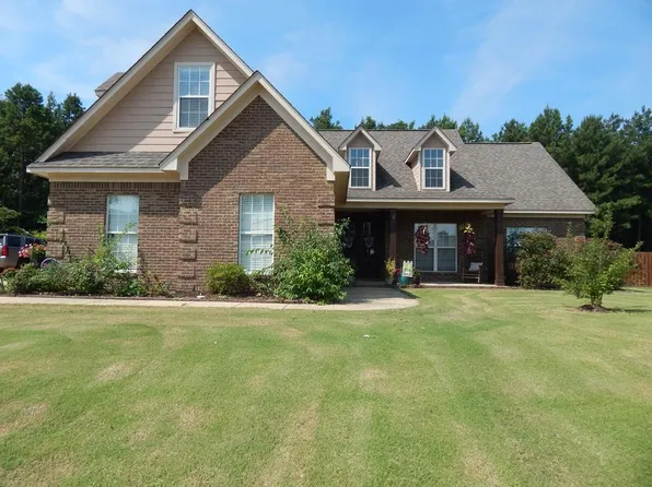 120 Taylor Cir, Taylor, MS 38673