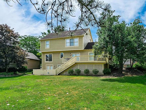 3rd image of 5800 Whitecraigs Ct