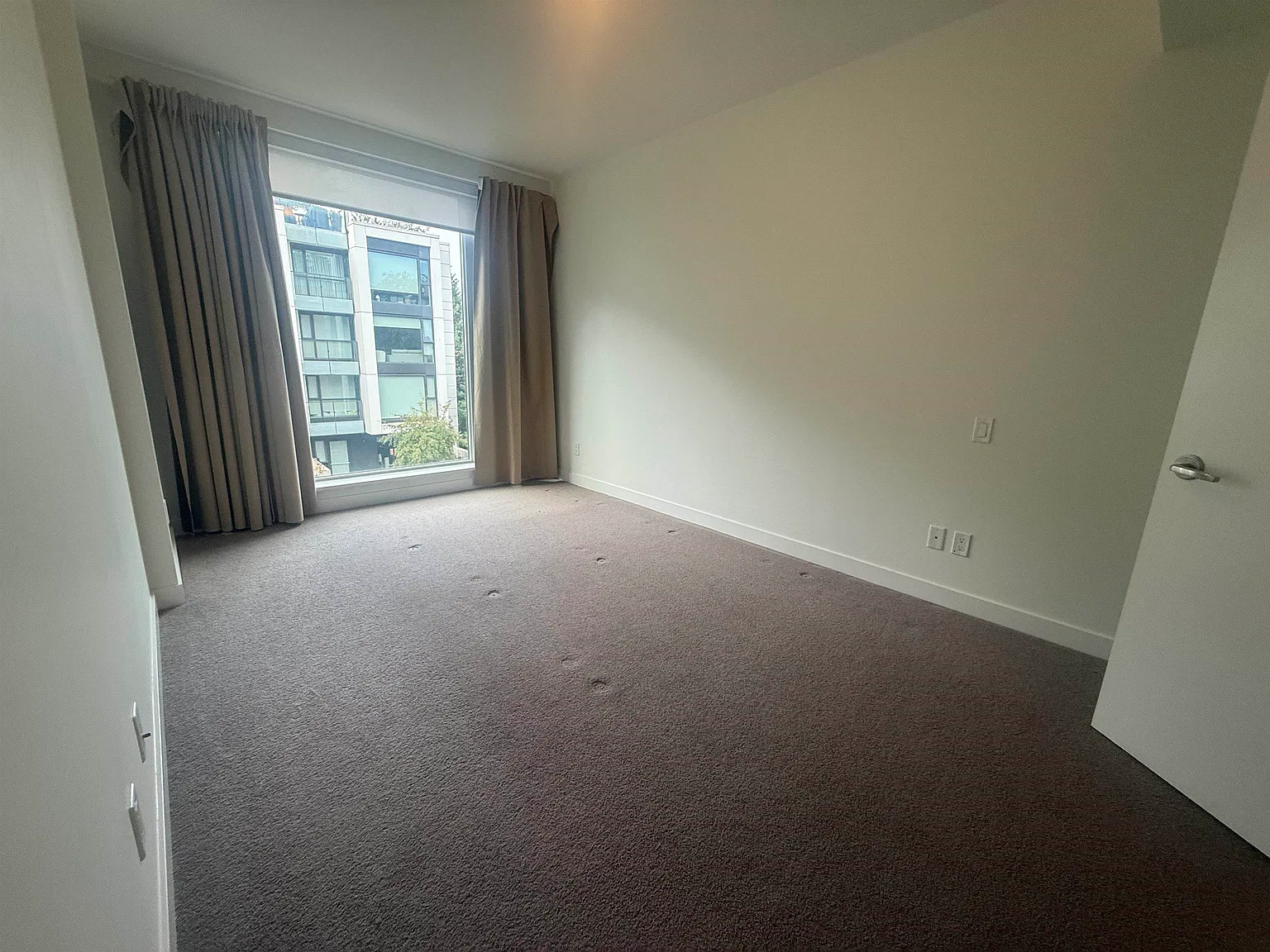 2 bed, 1714 sqft, $5,800 — Photo 2