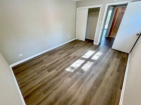 4th image of 5849 S Francisco Ave APT 2A