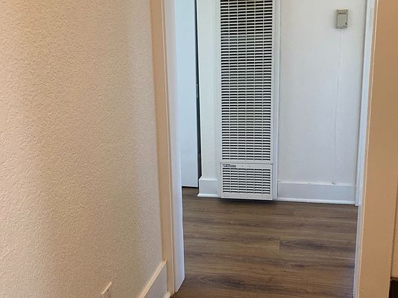 5th image of 2624-2626 E 6th St