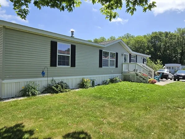 1003 Oakhill Ave Unit 181, Attleboro, MA 02703