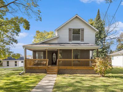 65 N Lake St, Grant, MI, 49327