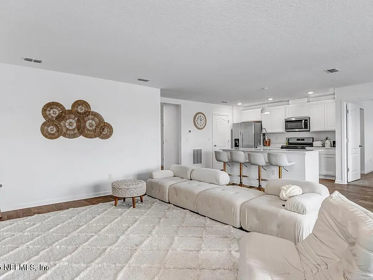 121 Ardila Cir — Photo 8