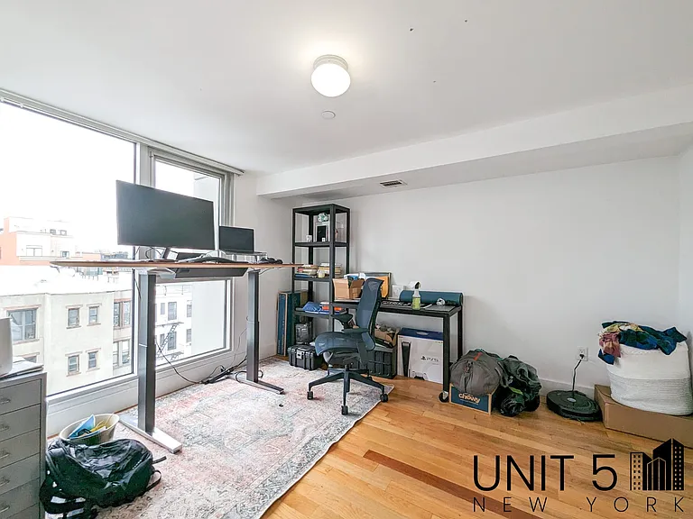 141 Dupont St #4B — Photo 21