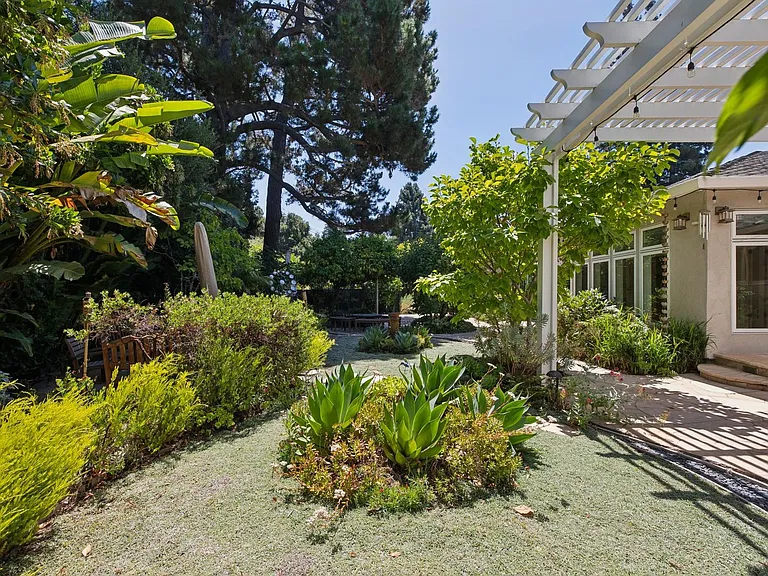 970 Palo Alto Ave — Photo 79