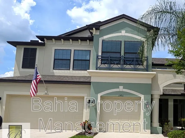 11451 Crowned Sparrow Ln, Tampa, FL 33626