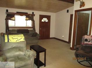 410 Rice St, Leslie, MI 49251