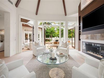 429 14th AVE S, Naples, FL, 34102