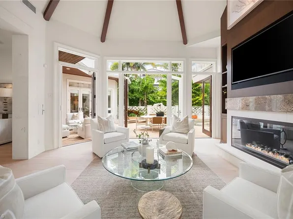 429 14th AVE S, NAPLES, FL 34102