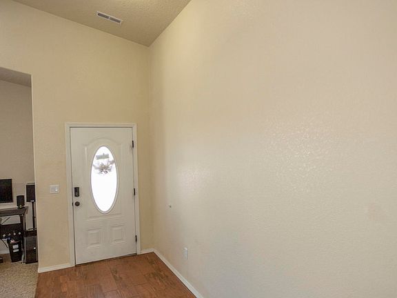 2nd image of 6015 Arroyo Dr