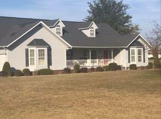 831 E Hobgood Ave, Bernie, MO 63822