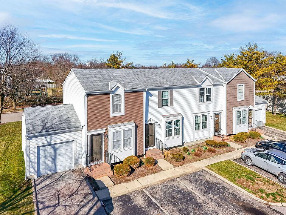 1st image of 5084 Singleton Dr