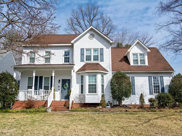 400 Doral Ct, Mebane, NC 27302