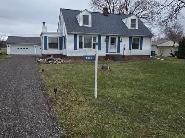 5837 Seaman Rd, Oregon, OH 43616