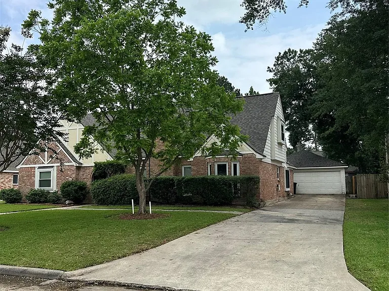 3411 Stoney Oak Dr — Photo 2