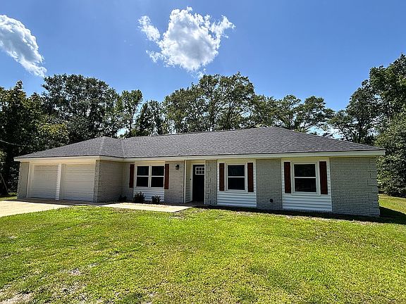 2nd image of 1240 Chalk Hill Rd
