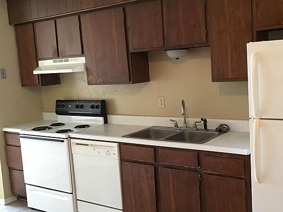 2nd image of 417 Tammy Lynn Dr APT G