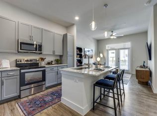 3738 Las Palmas St, Houston, TX 77027