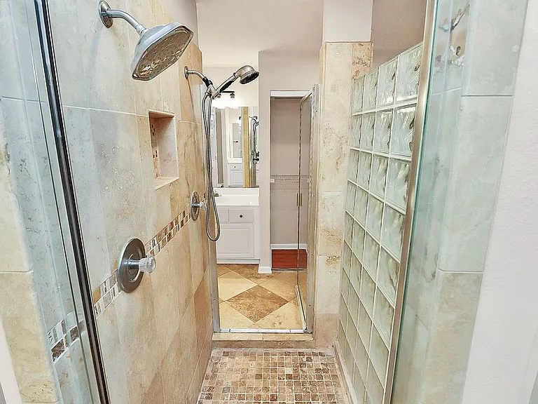 500 River Oaks Ln — Photo 17