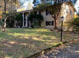 41 Bunker Rd, East Hanover, NJ 07936