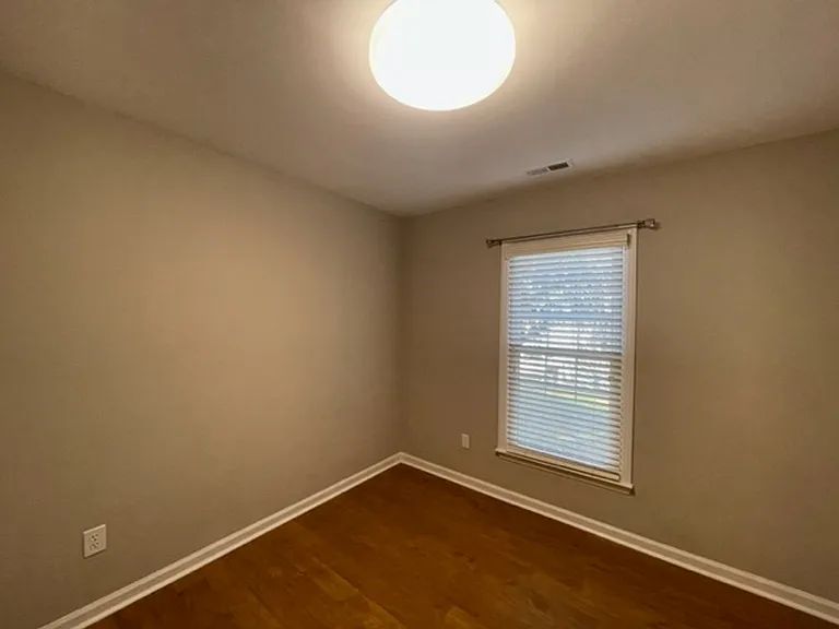 2508 Deanwood Dr — Photo 20