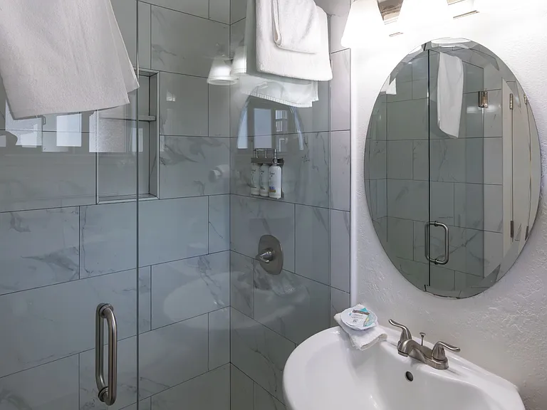 Rio Sands Condominiums — Photo 20